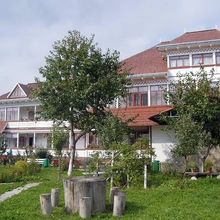 Padurea De Argint Farm stay *