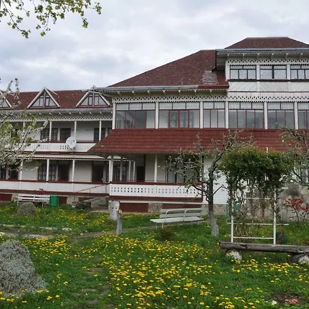 Padurea De Argint Farm stay Varatec